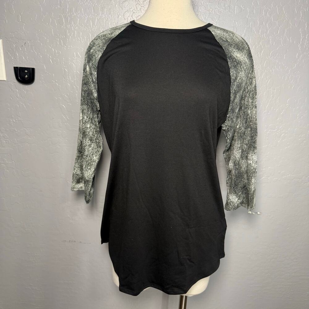 Lularoe Randy 3/4 Long Sleeve Tee, L